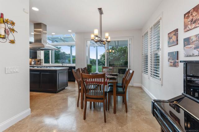 4716 Thurston Place, San Diego CA: https://media.crmls.org/mediaz/00e6cb5b-b71d-4a66-9b4f-32bbe9b96201.jpg