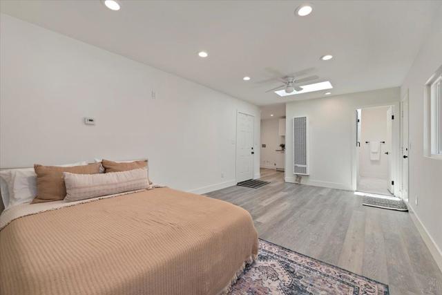 789 Canada Road, Woodside CA: https://media.crmls.org/mediaz/00e6eb46-a800-454e-8b7b-4f67b9afeff0.jpg