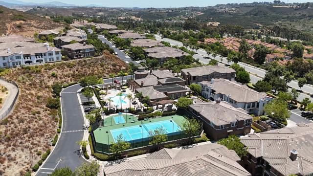 10850 Serafina Ln, San Diego, California 92128, 2 Bedrooms Bedrooms, ,2 BathroomsBathrooms,Condominium,For Sale,Serafina Ln,240017754SD