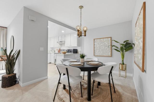 10969 Northshore Square, Cupertino CA: https://media.crmls.org/mediaz/00eaa20d-8df3-4bb5-a484-1058ec6a8d5c.jpg