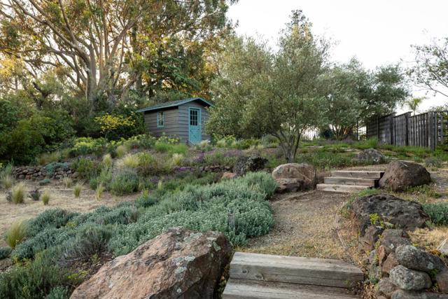 12008 Emerald Hill Lane, Los Altos Hills CA: https://media.crmls.org/mediaz/00eb6b06-93a6-42b4-a9e6-c31ae552b9c6.jpg