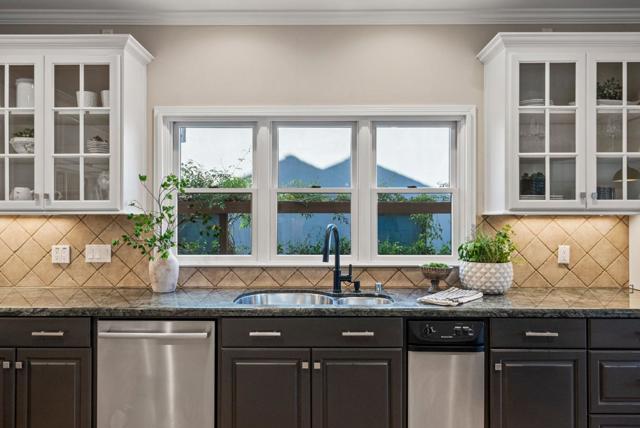113 Wildwood Avenue, San Carlos CA: https://media.crmls.org/mediaz/00ed3898-3cf7-4c08-86c5-e26dfeac88d4.jpg