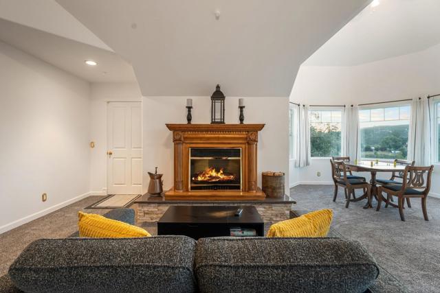 24665 Rancho Santa Teresa Dr, Ramona CA: https://media.crmls.org/mediaz/00ed5acb-0b58-46a4-b026-1abeb7b1dca7.jpg