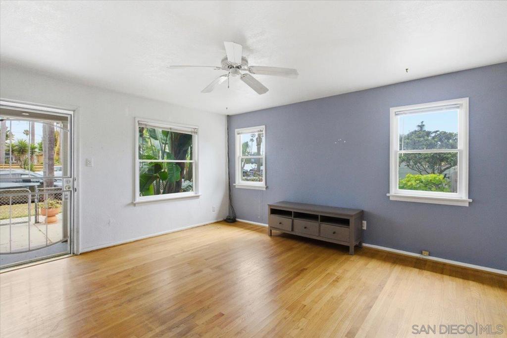 421 Tremont St - photo 5