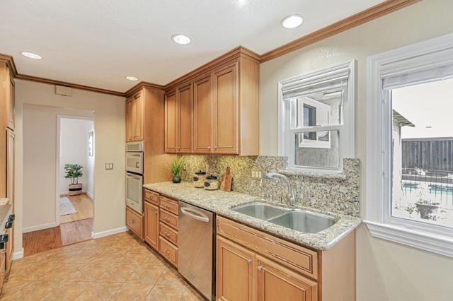 3072 Chippenham Drive, San Jose CA: https://media.crmls.org/mediaz/00ed898b-a54b-4814-aa02-5bdc976dfba5.jpg