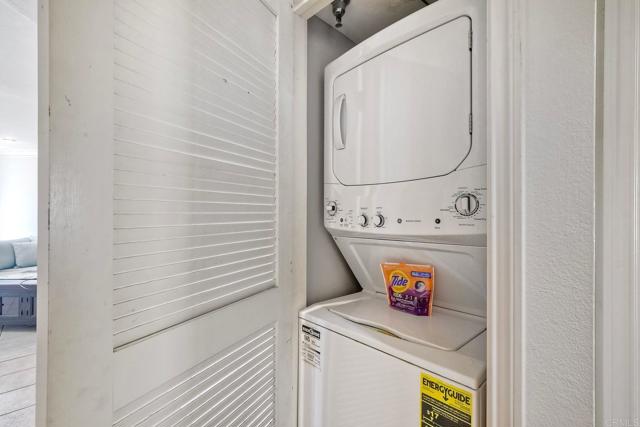Detail Gallery Image 10 of 25 For 400 N the Strand #46,  Oceanside,  CA 92054 - 2 Beds | 2 Baths