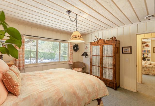 53 Southbank Road, Carmel Valley CA: https://media.crmls.org/mediaz/00edc7cc-c11f-4e5b-bcf0-9e870a8bd675.jpg
