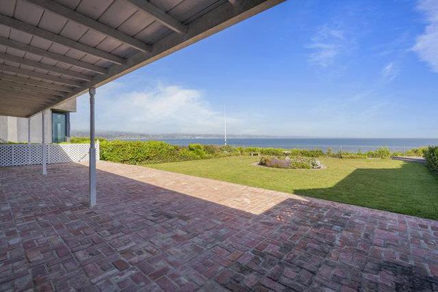 4750 Opal Cliff Drive, Santa Cruz CA: https://media.crmls.org/mediaz/00ef9d09-ca9e-44c6-8814-0656ff83e08c.jpg