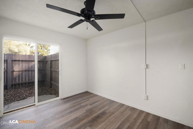 Detail Gallery Image 7 of 19 For 2617 Pinon Spring Cir #C,  Bakersfield,  CA 93309 - 3 Beds | 1/1 Baths
