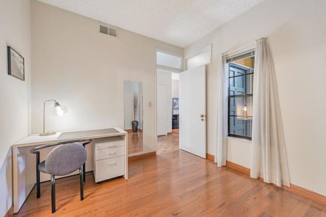 50 Horgan Avenue, Redwood City CA: https://media.crmls.org/mediaz/00f07fd2-8886-451b-b06f-0cf443e149f0.jpg