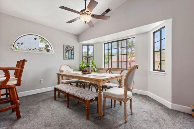 Detail Gallery Image 17 of 36 For 4556 Cove Dr, Carlsbad,  CA 92008 - 3 Beds | 3 Baths