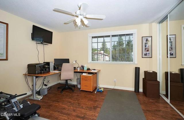 29140 Quail Run Drive, Agoura Hills CA: https://media.crmls.org/mediaz/00f2d911-63d0-4c27-84a2-5a5bf1583113.jpg