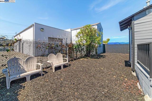 Image 49 of 51 For 3325 8th St  