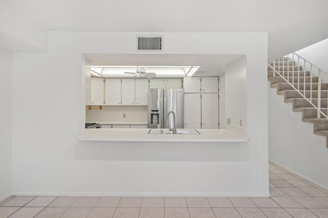 157 Calle Bravo, Palm Springs CA: https://media.crmls.org/mediaz/00f3cc3b-2645-4c93-a85d-9ea461ffff04.jpg