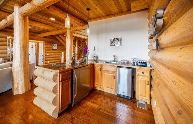 2081 Ponderosa Way, Murphys CA: https://media.crmls.org/mediaz/00f4448e-20b7-4e2d-9507-a4693d2ea32c.jpg