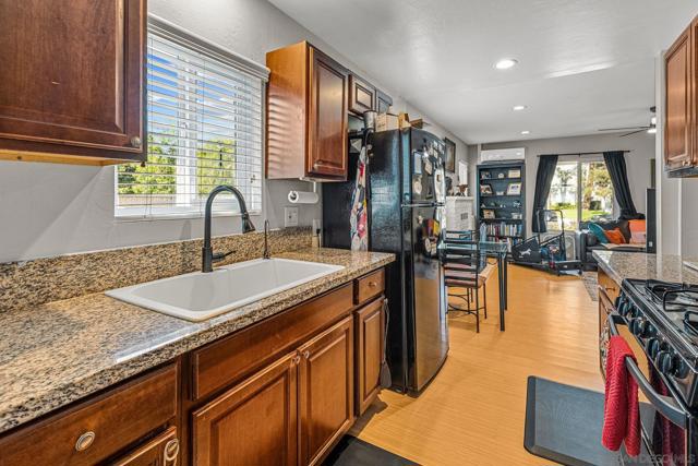 1215 N Broadway, Escondido CA: https://media.crmls.org/mediaz/00f4bffa-c5d7-44cb-a5d7-5a8b1836a1df.jpg