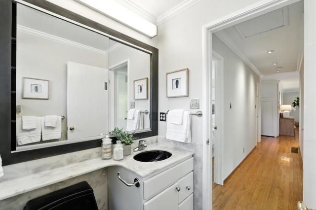 1627 El Verano Way, Belmont CA: https://media.crmls.org/mediaz/00f52974-6ada-4848-911a-19a8af845e0a.jpg