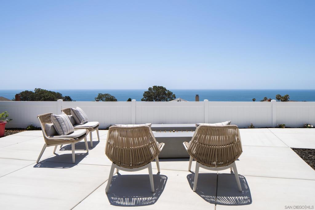 2206 Place Monaco - photo 2