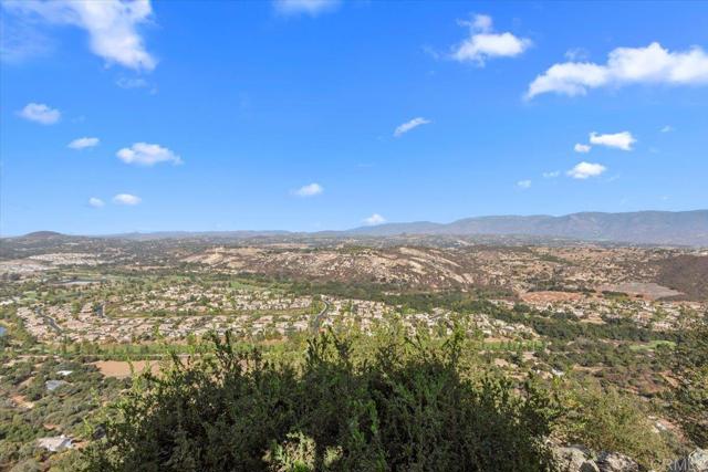 Detail Gallery Image 51 of 72 For 14490 Ridge Ranch Rd, Valley Center,  CA 92082 - 6 Beds | 5/1 Baths