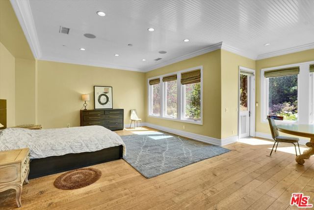 29734 Mulholland Highway, Agoura Hills CA: https://media.crmls.org/mediaz/00f8fa75-2d4d-4394-a2af-cb414c5b604a.jpg