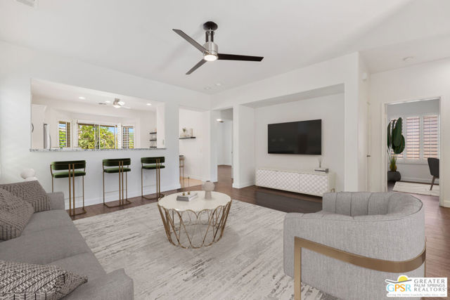 78712 Postbridge Circle, Palm Desert CA: https://media.crmls.org/mediaz/00f90950-d246-42d1-91dd-327a3fa60d41.jpg