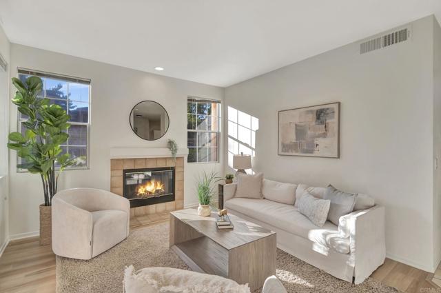 Front Image Thumbnail for CRPTP2508572