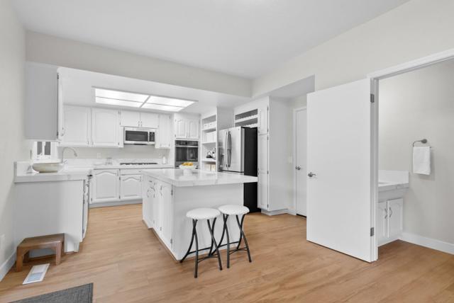 3580 Misty Lane, Aptos CA: https://media.crmls.org/mediaz/00fb109d-25fa-47e3-8820-da5e216ecc70.jpg