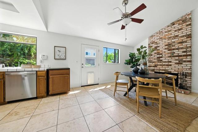 5241 Felicia Avenue, Livermore CA: https://media.crmls.org/mediaz/00fc2b89-91ca-4796-95d5-e39a4b616c7a.jpg