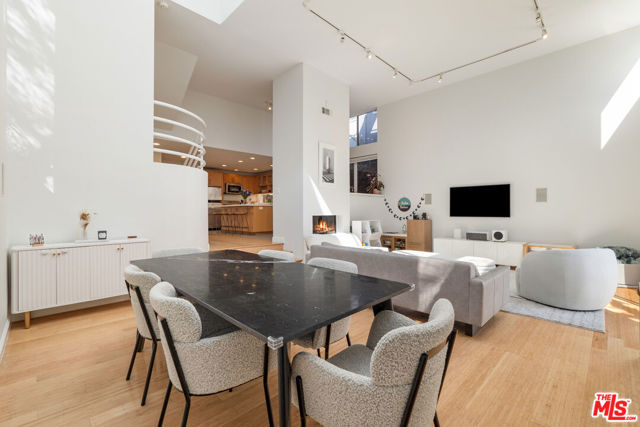 Drew Fenton | 11925 Goshen Avenue Los Angeles CA | MLS: 7475453 Drew Fenton | 11925 Goshen Avenue Los Angeles CA | MLS: 7475453