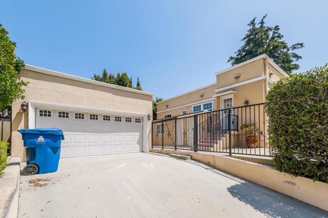 2301 N Commonwealth Avenue, Los Angeles CA: https://media.crmls.org/mediaz/00fc7b98-bed1-46fe-9131-863ef13bf0af.jpg