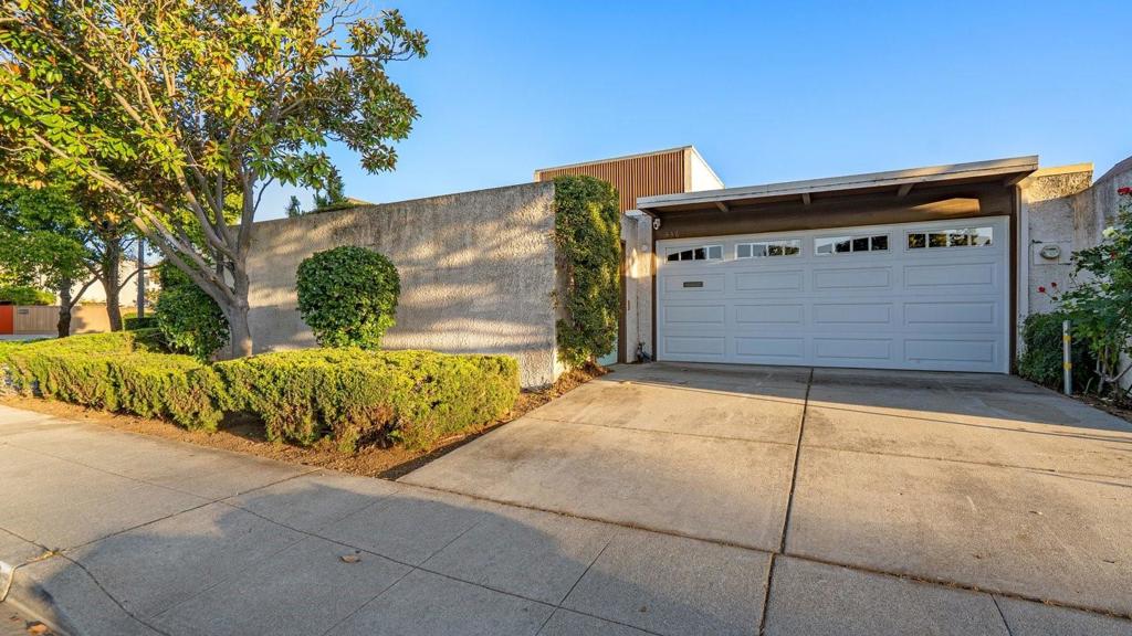 536 Cascade Drive