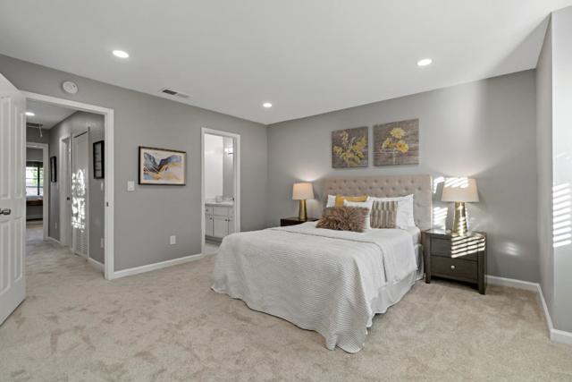 340 W Sunnyoaks Avenue, Campbell CA: https://media.crmls.org/mediaz/00fd5570-be6a-4f2a-a5fb-0619e055182a.jpg