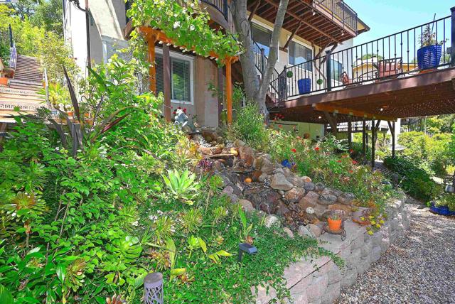 38 Saint Stephens Dr., Orinda CA: https://media.crmls.org/mediaz/00fe6b42-b3e6-401e-848d-291c63275784.jpg