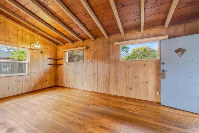 0 W Franklin Street, Monterey CA: https://media.crmls.org/mediaz/00ff20a0-83b3-4759-9496-07a75c50c796.jpg