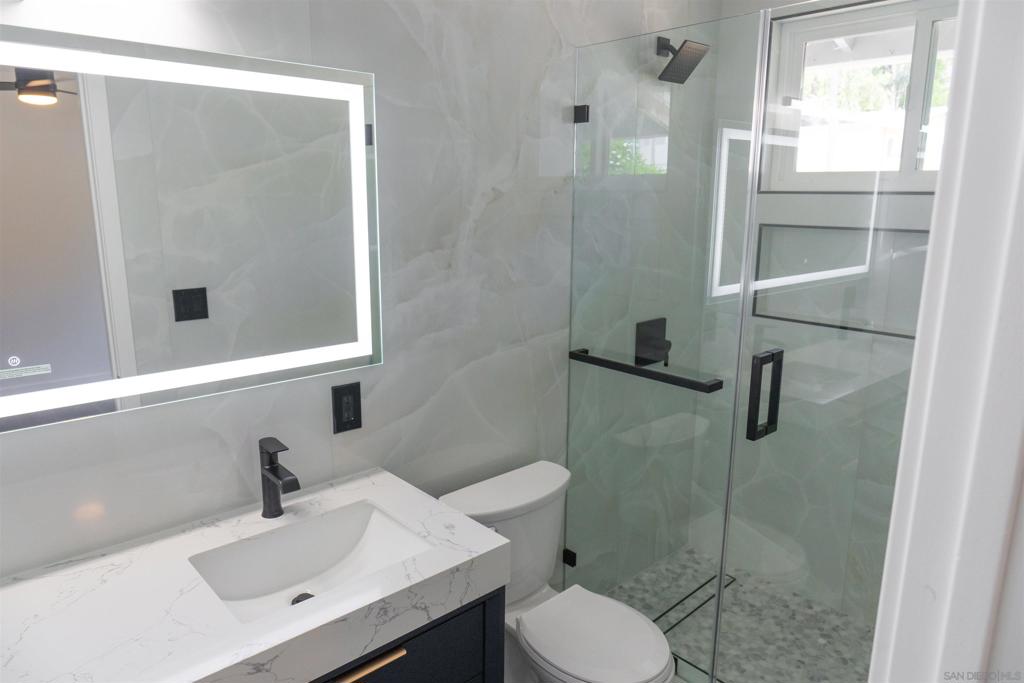 MLS #250035389SD image #6