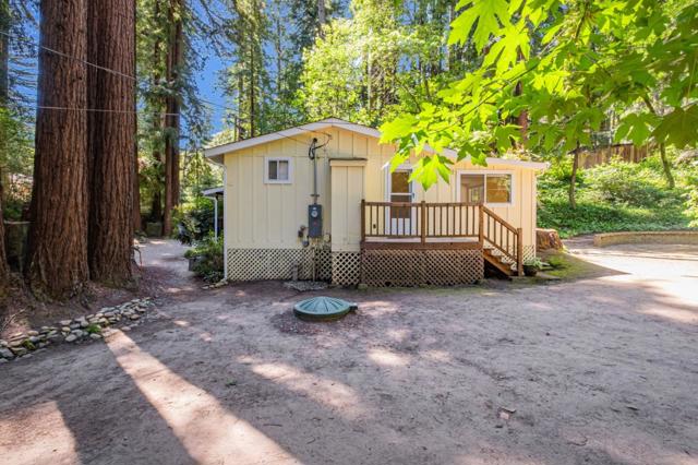 657 River Drive, Boulder Creek CA: https://media.crmls.org/mediaz/0100a487-9f1a-4aa0-a5db-6ec5736139f3.jpg