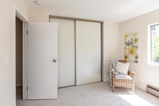 165 E Okeefe Street, Menlo Park CA: https://media.crmls.org/mediaz/0101d32d-e5d2-45f6-a578-396304072209.jpg