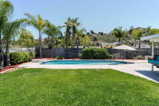 12466 Keemo Ter, Lakeside CA: https://media.crmls.org/mediaz/0102323a-43ae-4d77-9bb6-7f39a06f89c2.jpg