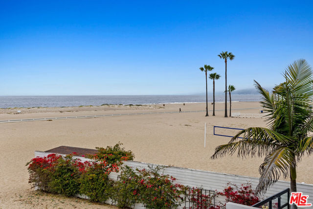 Image 7 of 50 For 270 Palisades Beach Road 203