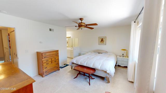 232 Gazania Court, Thousand Oaks CA: https://media.crmls.org/mediaz/0103241a-2551-4fd7-b6ad-7b5cd703fbd5.jpg