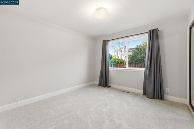 Image 13 of 23 For 612 Sitka Dr