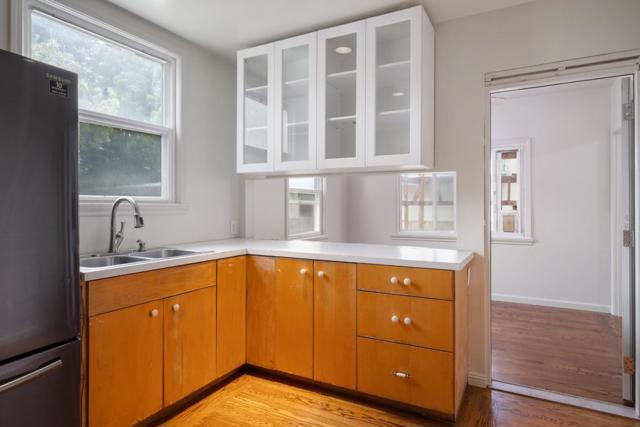 852 Hensley Avenue, San Bruno CA: https://media.crmls.org/mediaz/01042271-d64f-461f-b645-78b8966b1799.jpg