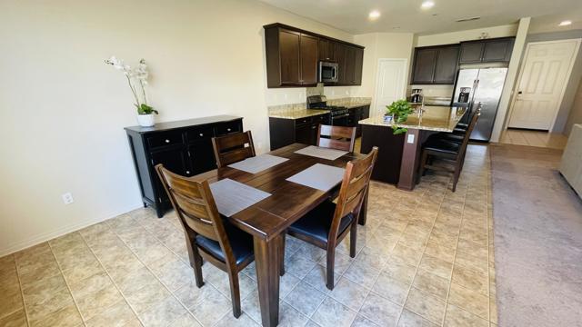 82982 Wheatley Court, Indio CA: https://media.crmls.org/mediaz/0104efa6-18e6-4498-b2f5-2c281bf3c133.jpg