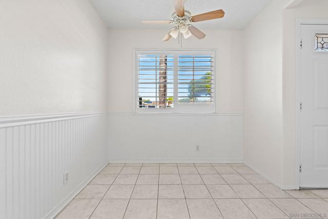 3511 Badillo Rd, San Marcos CA: https://media.crmls.org/mediaz/0105db3b-ce55-4c77-9485-59e25246c92d.jpg