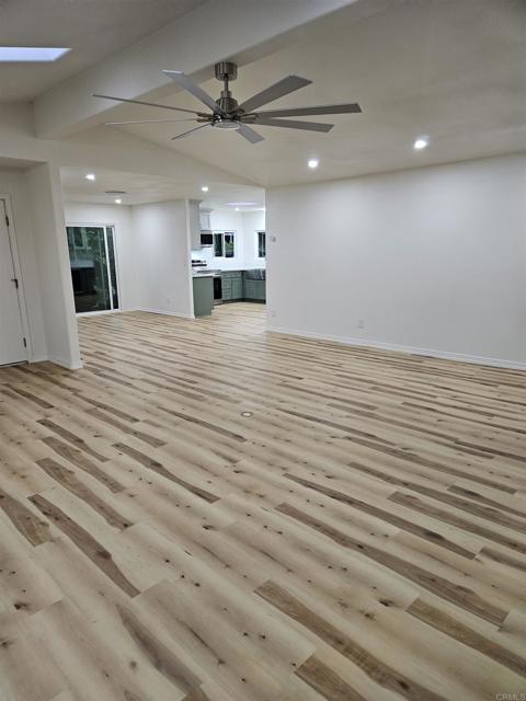 Detail Gallery Image 6 of 16 For 8975 Lawrence Welk Dr #326,  Escondido,  CA 92026 - 2 Beds | 2 Baths