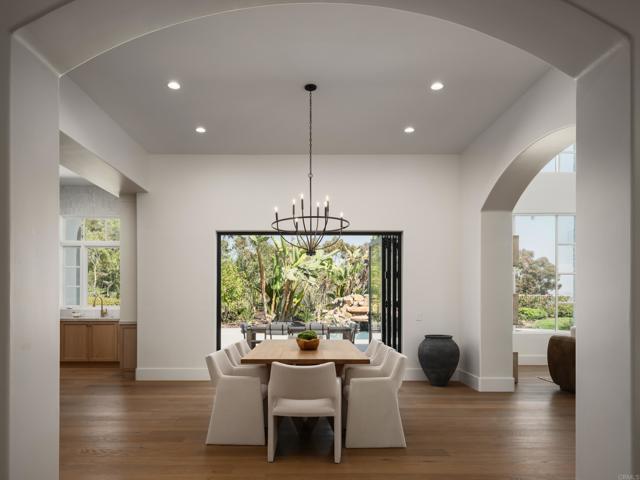 5146 Rancho Verde Trail, San Diego CA: https://media.crmls.org/mediaz/01067ae5-b0fb-46ed-9a08-cef3e6775367.jpg