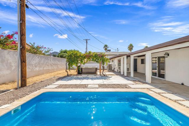 Image 16 of 76 For 51480 Avenida Obregon  B