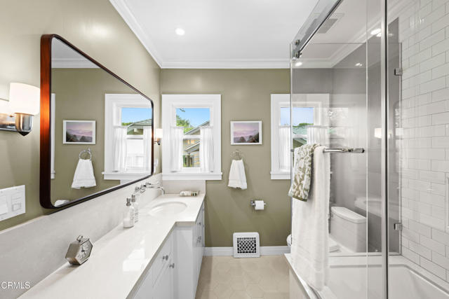 Detail Gallery Image 18 of 42 For 255 N Canyon Bld, Monrovia,  CA 91016 - 3 Beds | 2 Baths