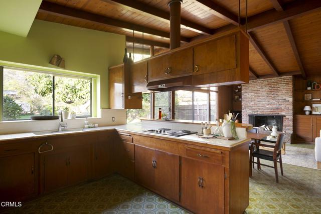 Detail Gallery Image 10 of 31 For 1995 Paloma St, Pasadena,  CA 91104 - 3 Beds | 2 Baths