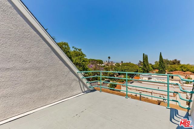 8990 Norma Place photo 42